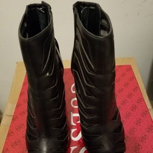 Peep toe shoes, (has been worn once)